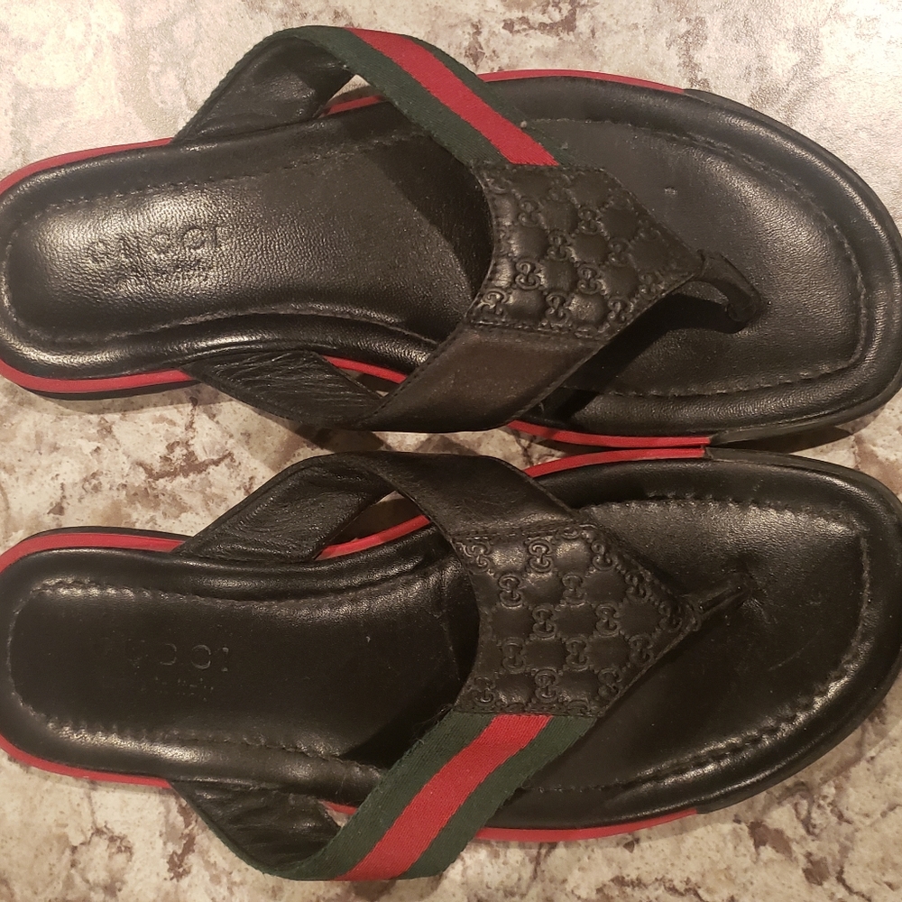 Mens Gucci Thong Sandals